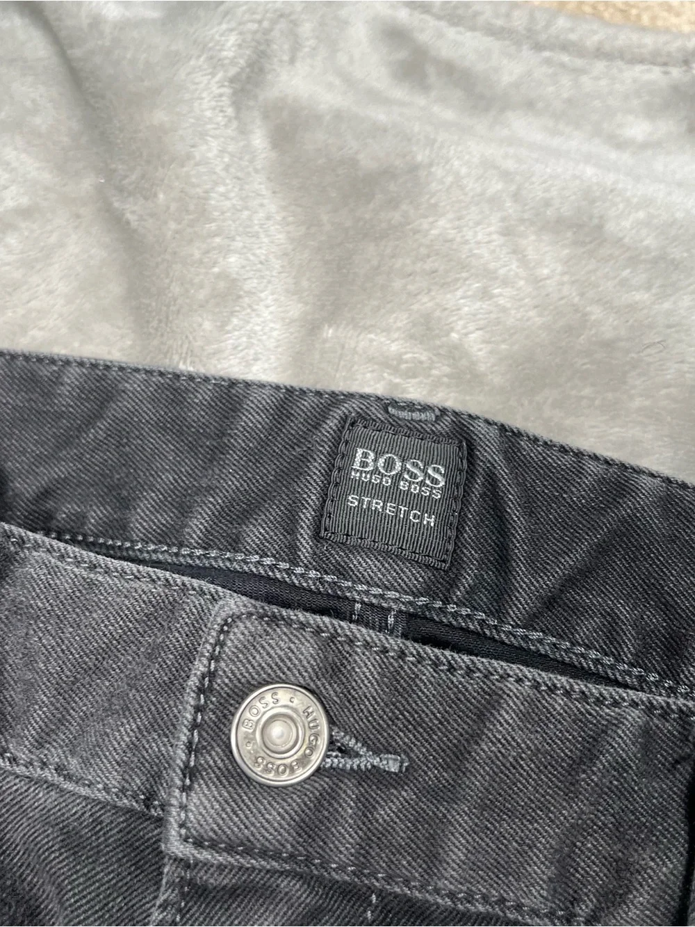 Hugo Boss Delaware 1 Jeans Mens 36x33 Black Stretch Straight Leg Denim Cotton